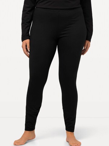 Ulla Popken Skinny Leggings in Schwarz: Vorderseite