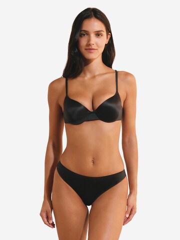 Triangolo Reggiseno 'Pure Glow' di ETAM in nero
