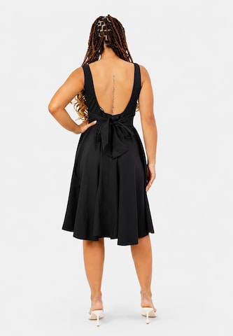 Elara Cocktailjurk in Zwart
