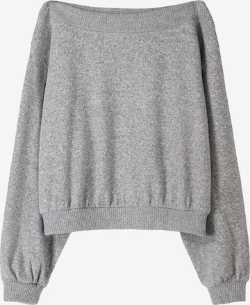 Bershka Суичър в сиво: отпред