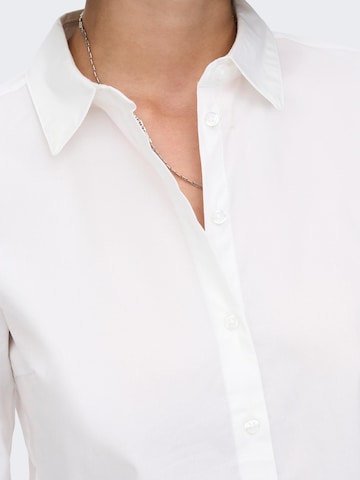 Camicia da donna 'Friday' di ONLY in bianco