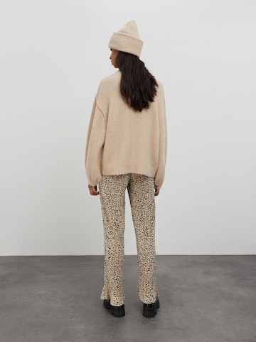 EDITED Sweater 'Luisa' in Beige