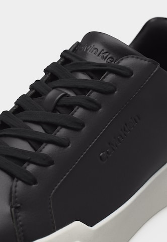 Sneaker bassa di Calvin Klein in nero