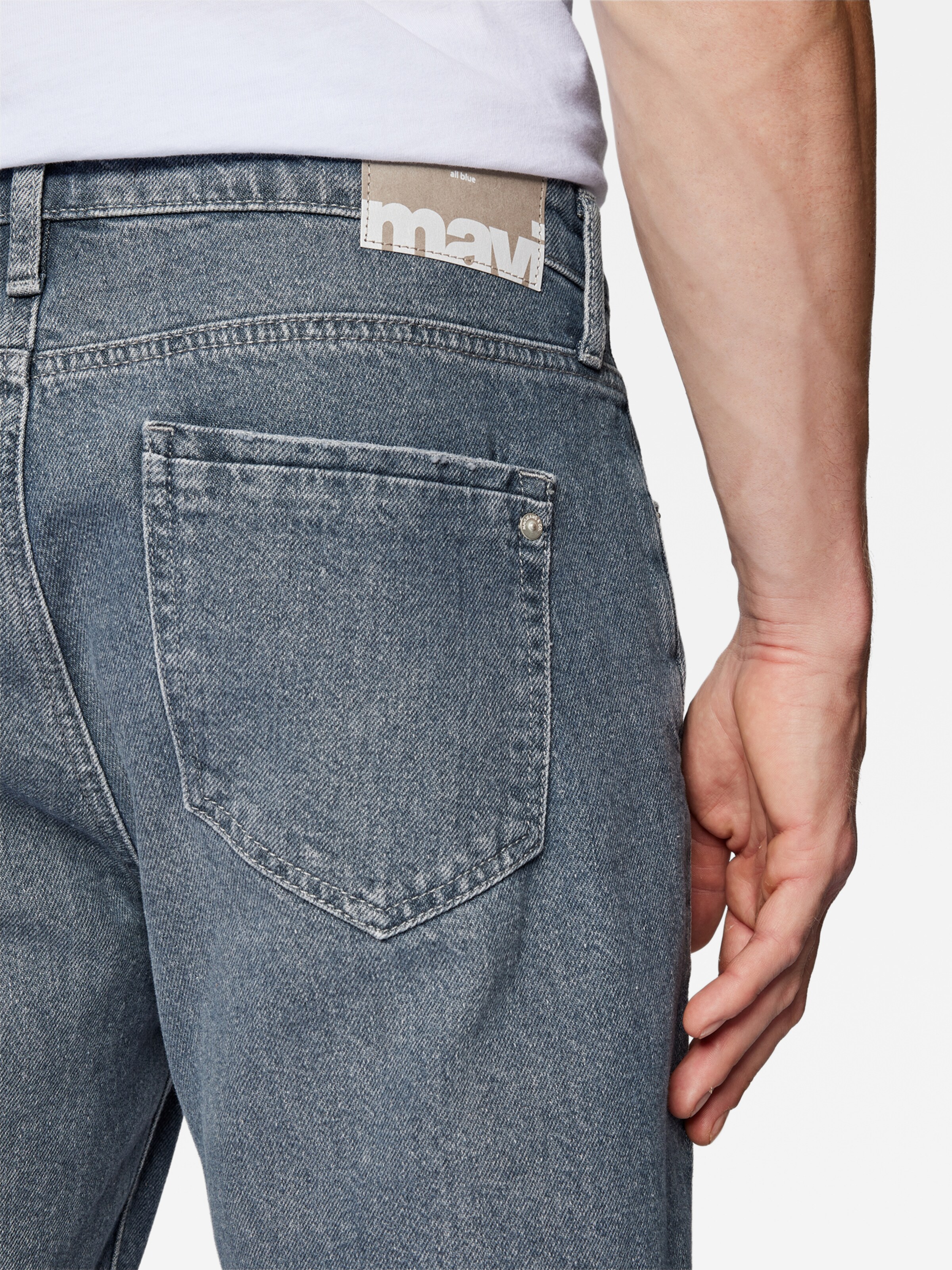 Mavi Tapered Jeans 'Luka' in Blauw