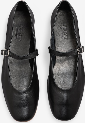LLOYD Ballet Flats with Strap in Black