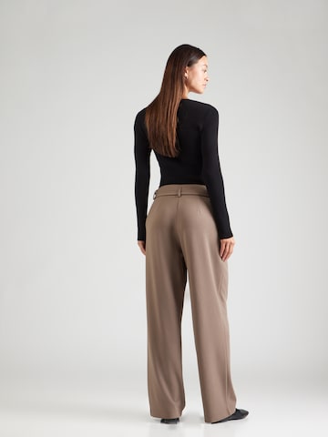 ONLY - Pierna ancha Pantalón plisado 'ONLEVI' en marrón