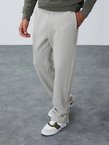 Tommy Life tavaline Spordipüksid 'Jogginghose', värv hall