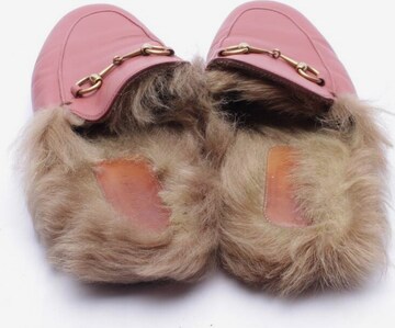 Gucci Flats & Loafers in 39 in Pink