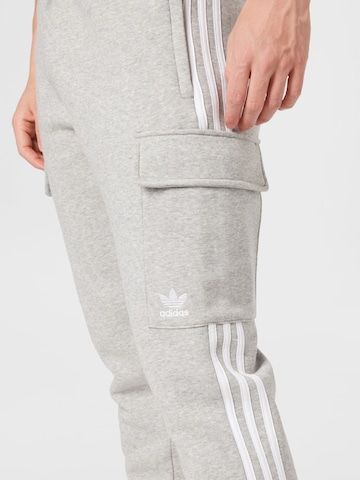 Effilé Pantalon 'Adicolor Classics 3-Stripes ' ADIDAS ORIGINALS en gris