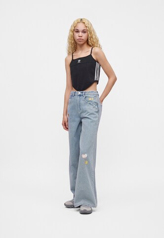 ADIDAS ORIGINALS Flared Jeans in Blue