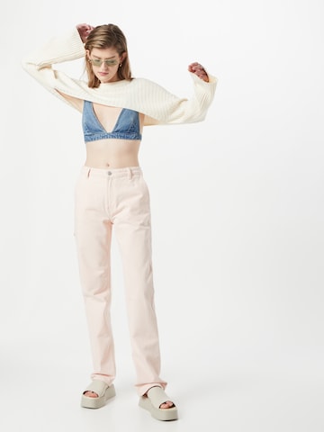 Monki Regular Jeans in Pink