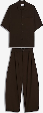 Survêtement Bershka en marron : devant