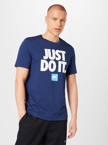 Nike Sportswear T-Shirt in Blau: predná strana