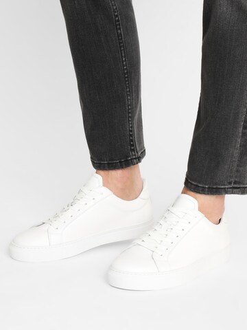 Garment Project Sneakers 'Type' in White: front