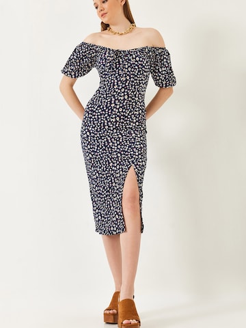 Bianco Lucci Kesämekko värissä sininen