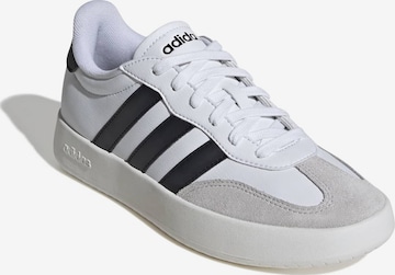 ADIDAS SPORTSWEAR Sneaker low 'BARREDA' i hvid: forside