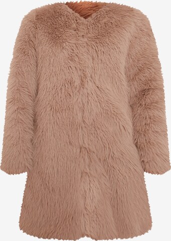 Chi Chi London Between-Seasons Coat in Pink: front