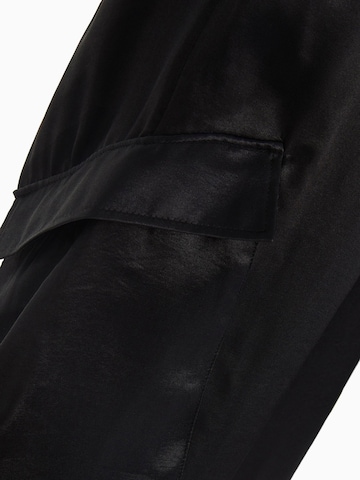BershkaWide Leg/ Široke nogavice Cargo hlače - crna boja