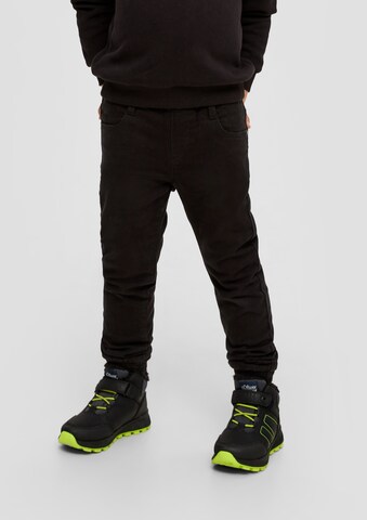 s.Oliver Tapered Jeans in Black: front