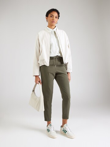 regular Pantaloni con pieghe 'ONLPOPTRASH ARIS' di ONLY in verde