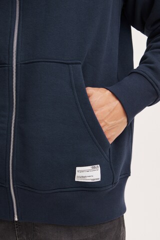 !Solid Zip-Up Hoodie in Blue