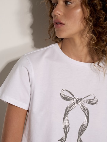 Apricot Shirt ' ' in Silver
