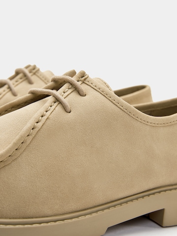 Pull&Bear Mokassin in Beige