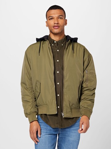 BURTON MENSWEAR LONDON - Chaqueta de entretiempo en verde: frente