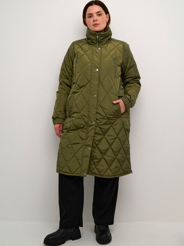 Manteau mi-saison 'Linda' KAFFE CURVE en vert : devant