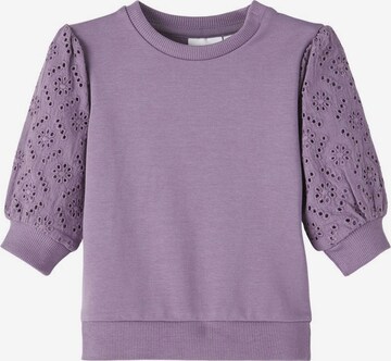 NAME IT Sweatshirt i lila: framsida