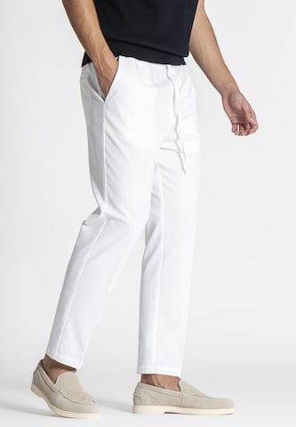 Gianni Kavanagh Regular Pantalon in Wit