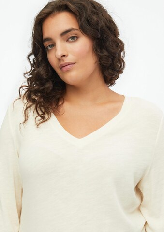 T-shirt s.Oliver CURVE en beige : devant