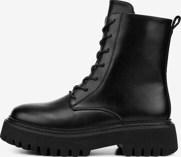 COX Lace-Up Ankle Boots in Black: front