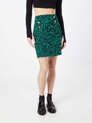 Wallis Skirt in Green: front