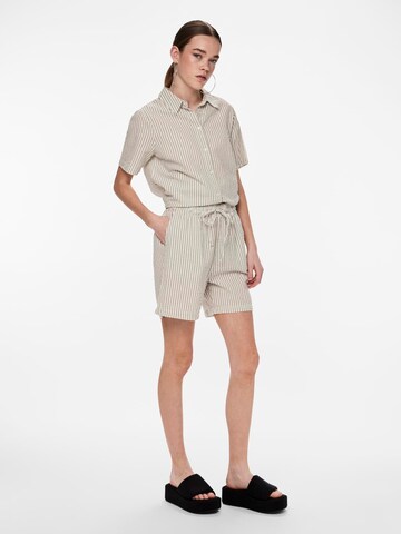 regular Pantaloni 'Sally' di PIECES in verde