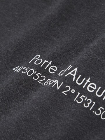 Sweat-shirt TWO SOON en gris
