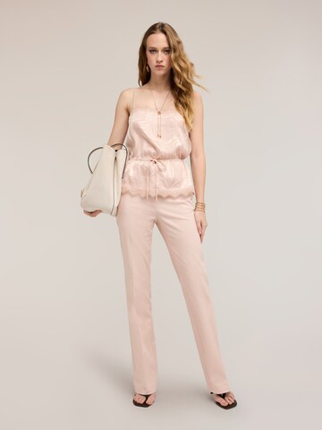 MOTIVI - Acampanado Pantalón en rosa: frente