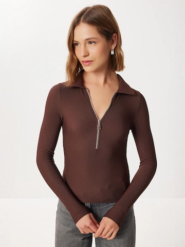 Happiness İstanbul - Camisa em castanho: frente