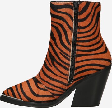 Botine de la River Island pe maro