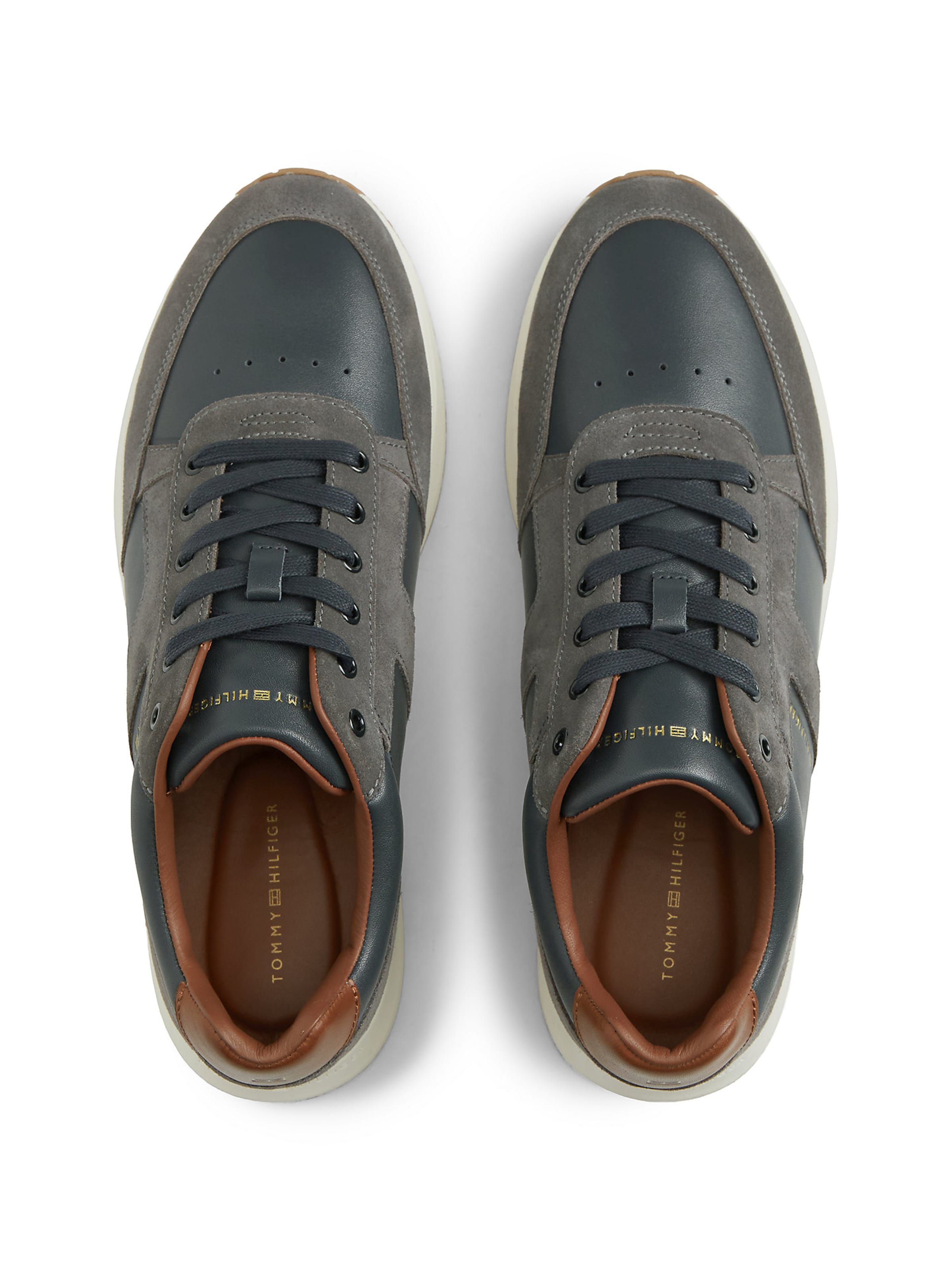 TOMMY HILFIGER Sneaker in Blau