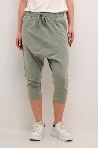 Cream Loose fit Pants 'Beky' in Green: front