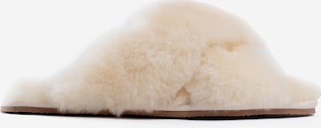 Papuci de casă 'Furry' de la Gooce pe alb