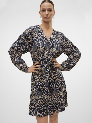 Robe-chemise 'VMVilia' VERO MODA en bleu