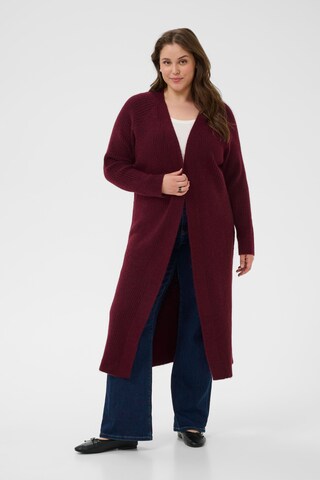 KAFFE CURVE Gebreid vest 'Rinye' in Rood