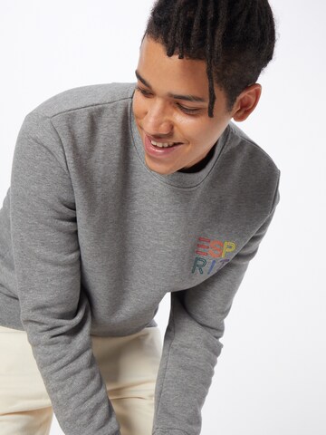 ESPRIT Sweatshirt in Grey