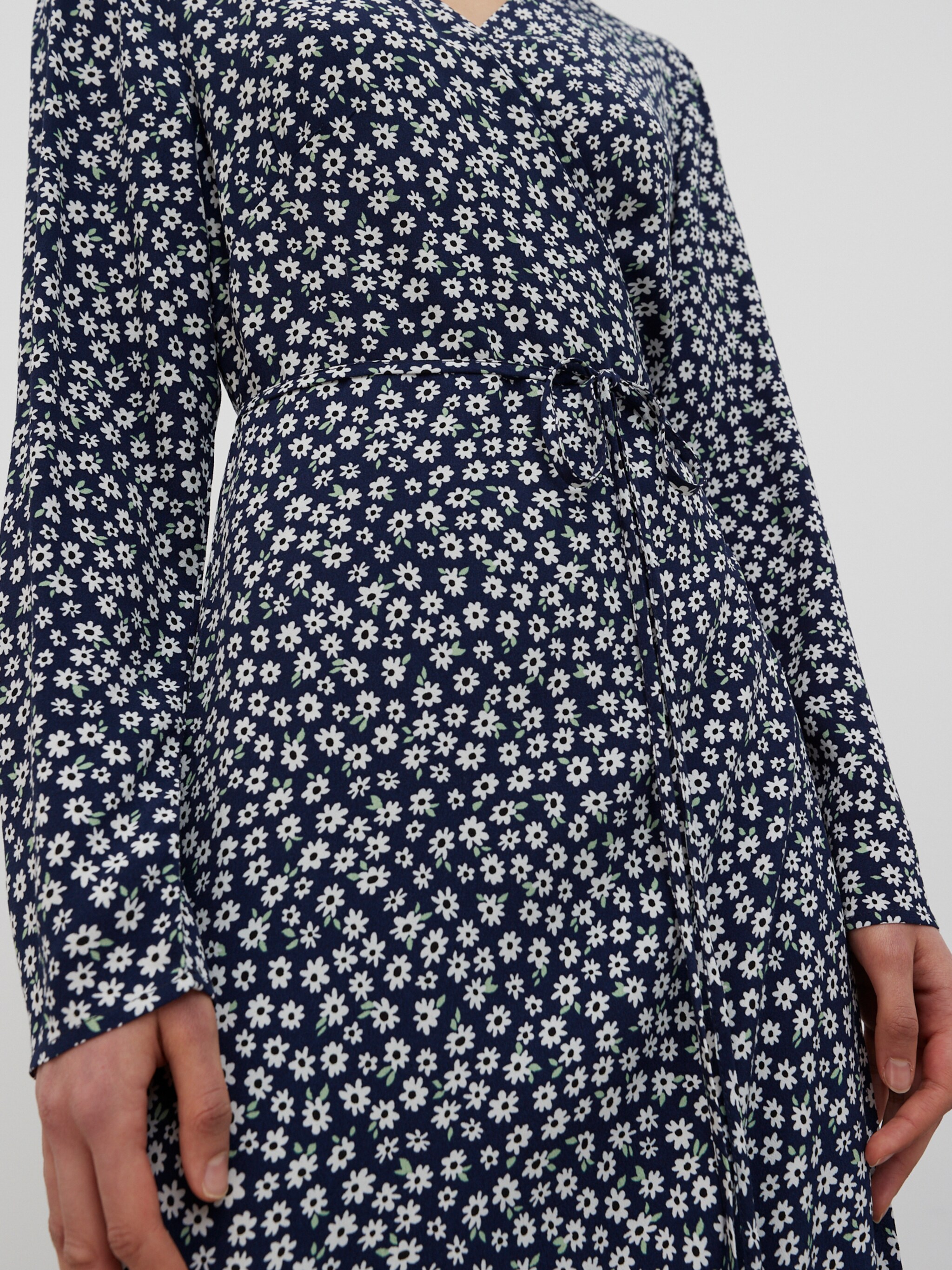 EDITED Produkte Kleid 'Alara' marine