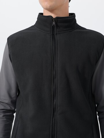 Youthup Vest in Black