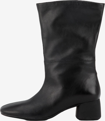 Stivale 'LIVIA' di VAGABOND SHOEMAKERS in nero: frontale