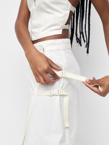 Jupe Pull&Bear en blanc