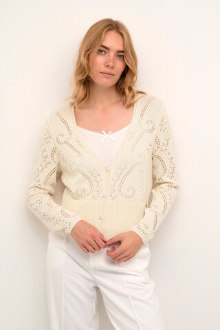 Cream Gebreid vest 'Hami' in Beige: voorkant